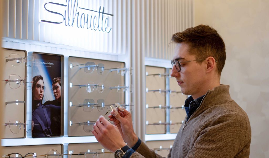 Prémium magas minőségű szemüvegkeretek