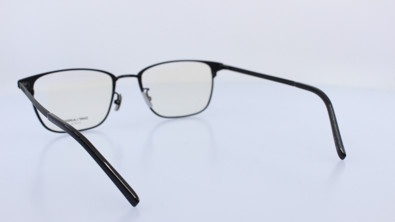 SAINT LAURENT - FEKETE - SL585