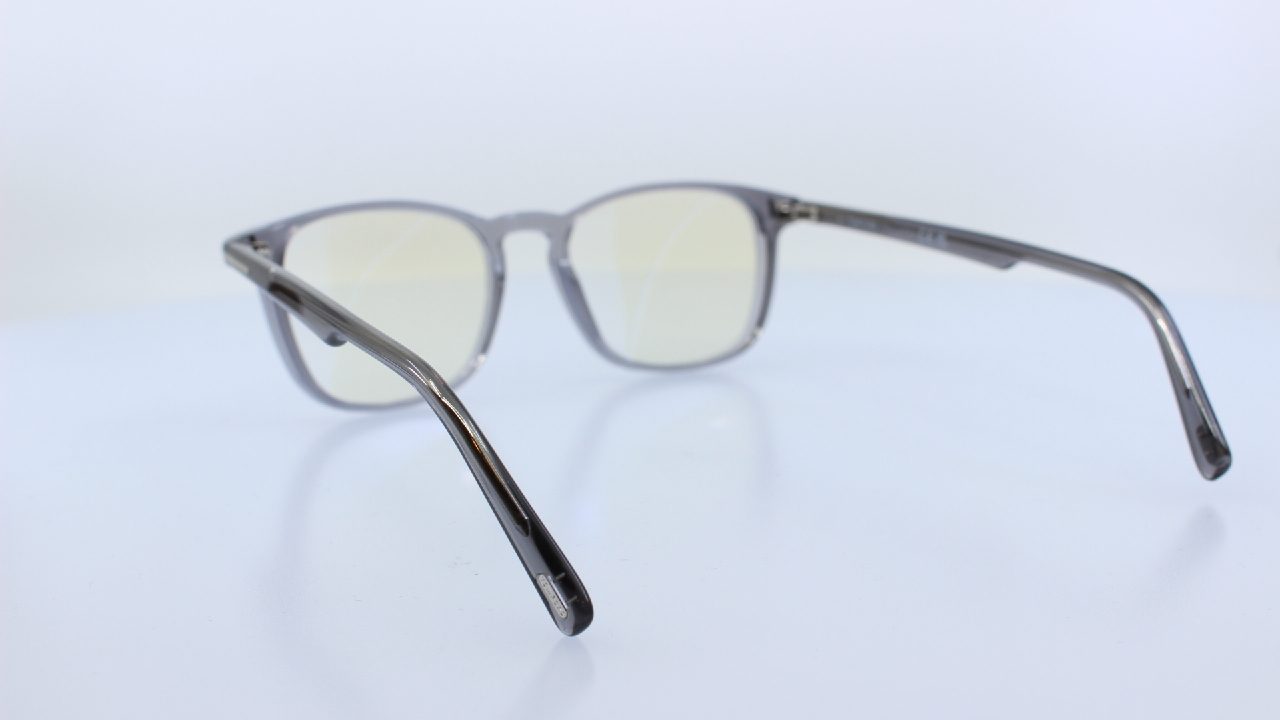 TOM FORD - SZÜRKE - 5960-B