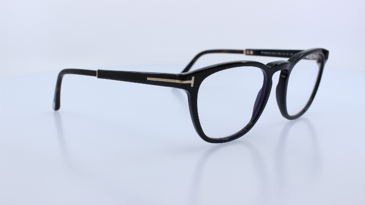 TOM FORD - FEKETE - TF5890-B