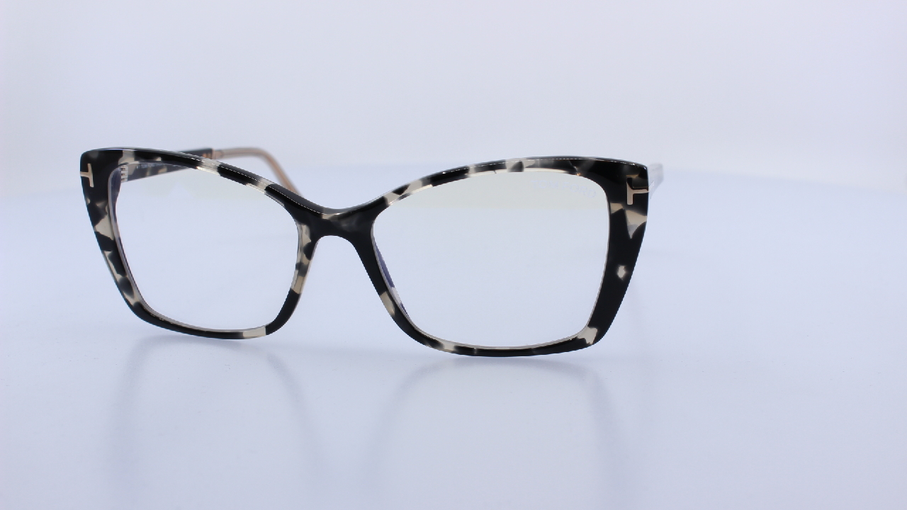 TOM FORD - FEKETE - 5893-B