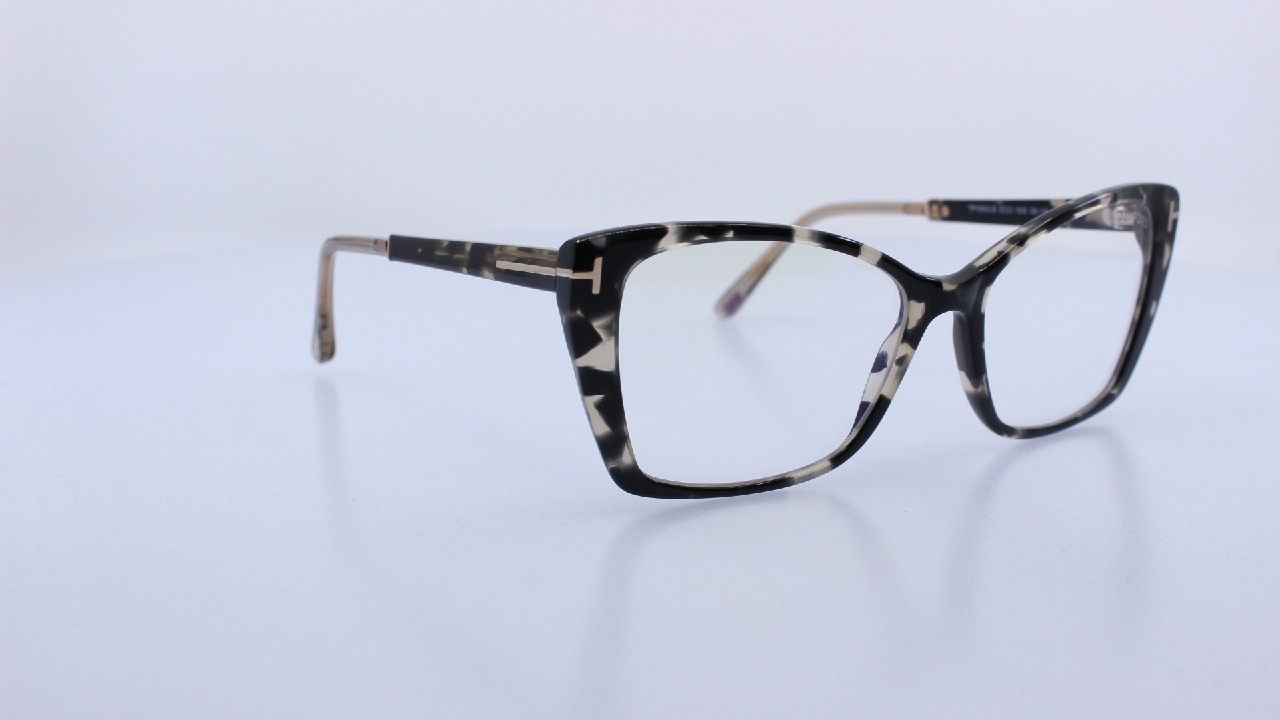 TOM FORD - FEKETE - 5893-B