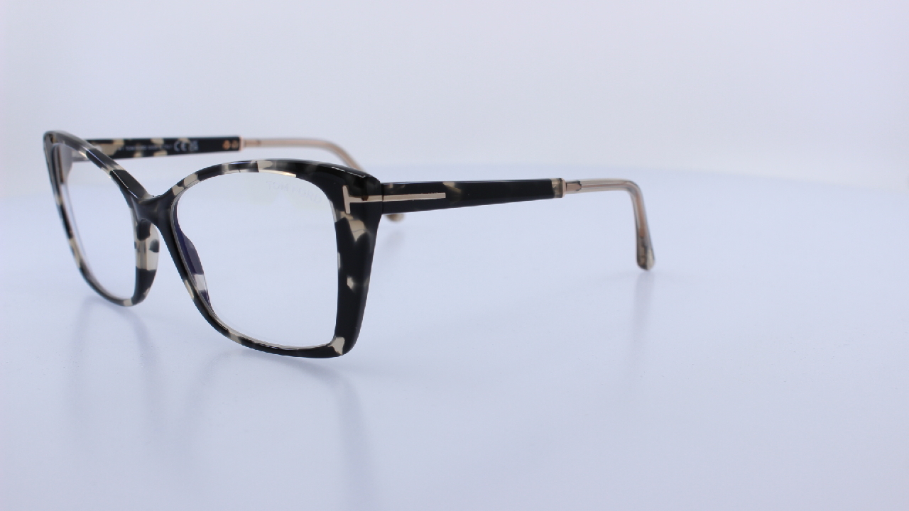 TOM FORD - FEKETE - 5893-B