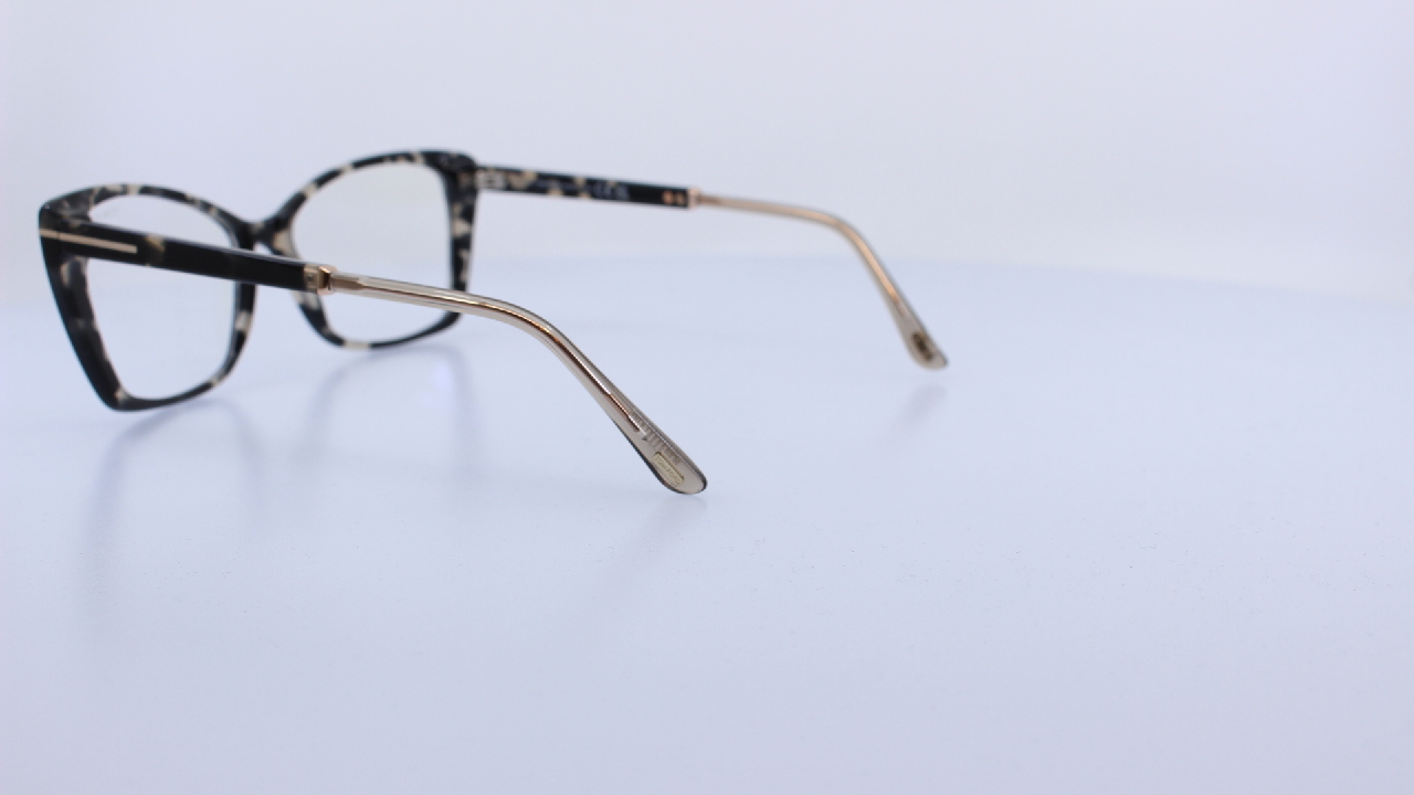 TOM FORD - FEKETE - 5893-B