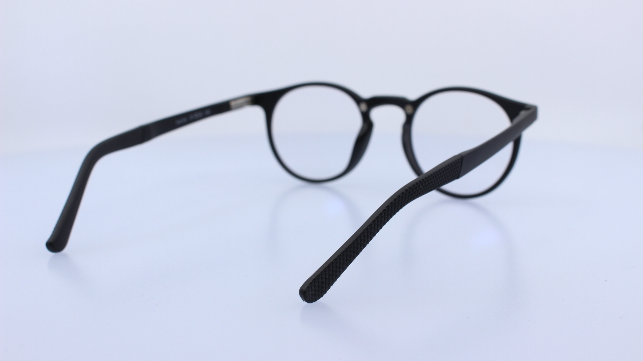 COLORON - FEKETE - LUCIUS