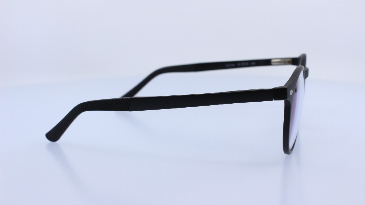 COLORON - FEKETE - LUCIUS