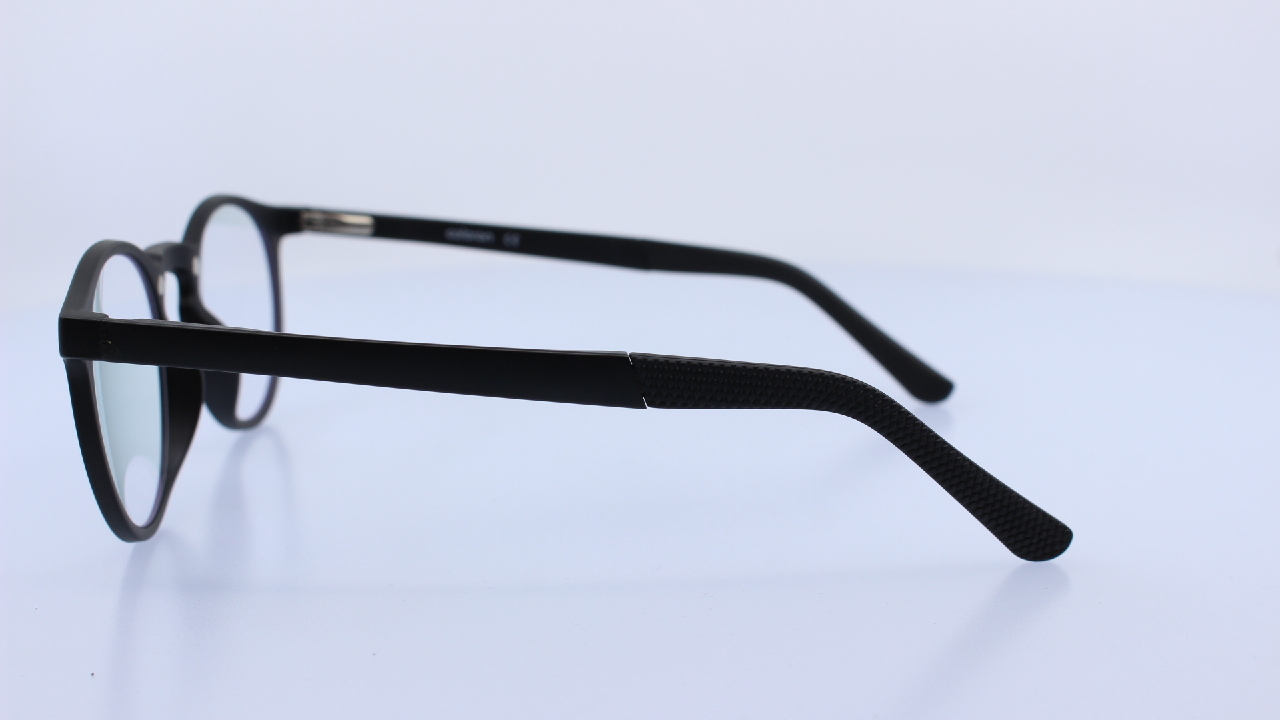 COLORON - FEKETE - LUCIUS