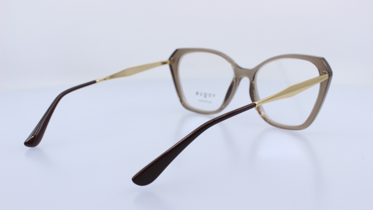 VOGUE - BARNA - VO5522