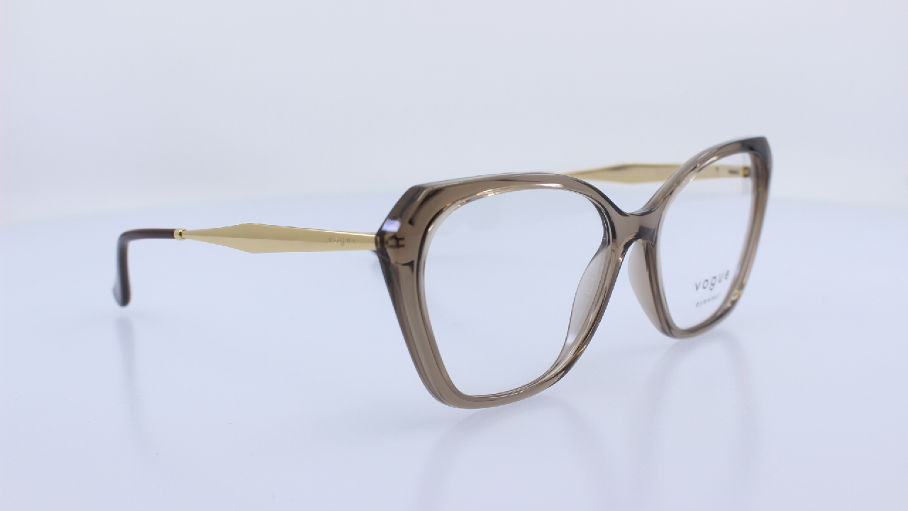 VOGUE - BARNA - VO5522