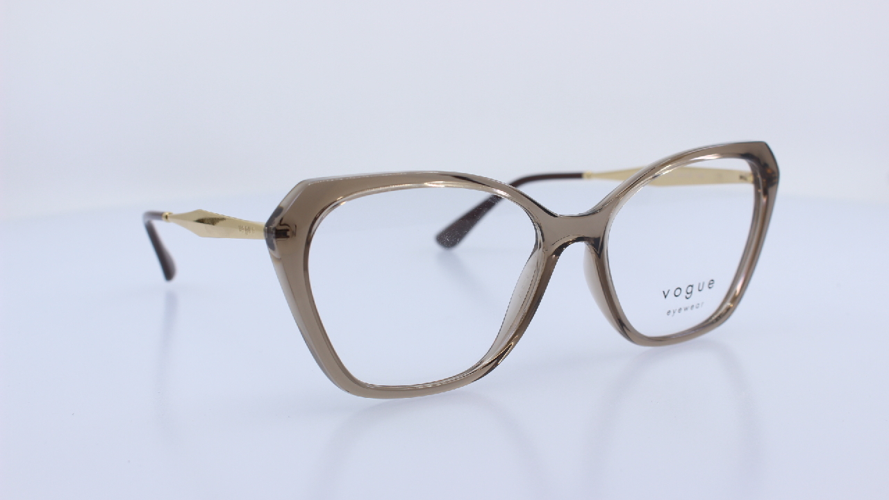 VOGUE - BARNA - VO5522