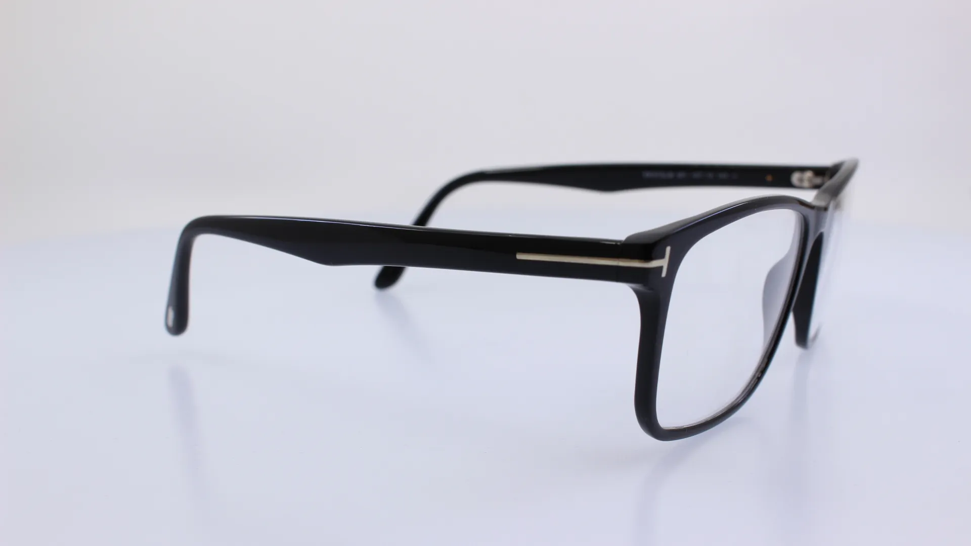 TOMFORD - FEKETE - TF5752