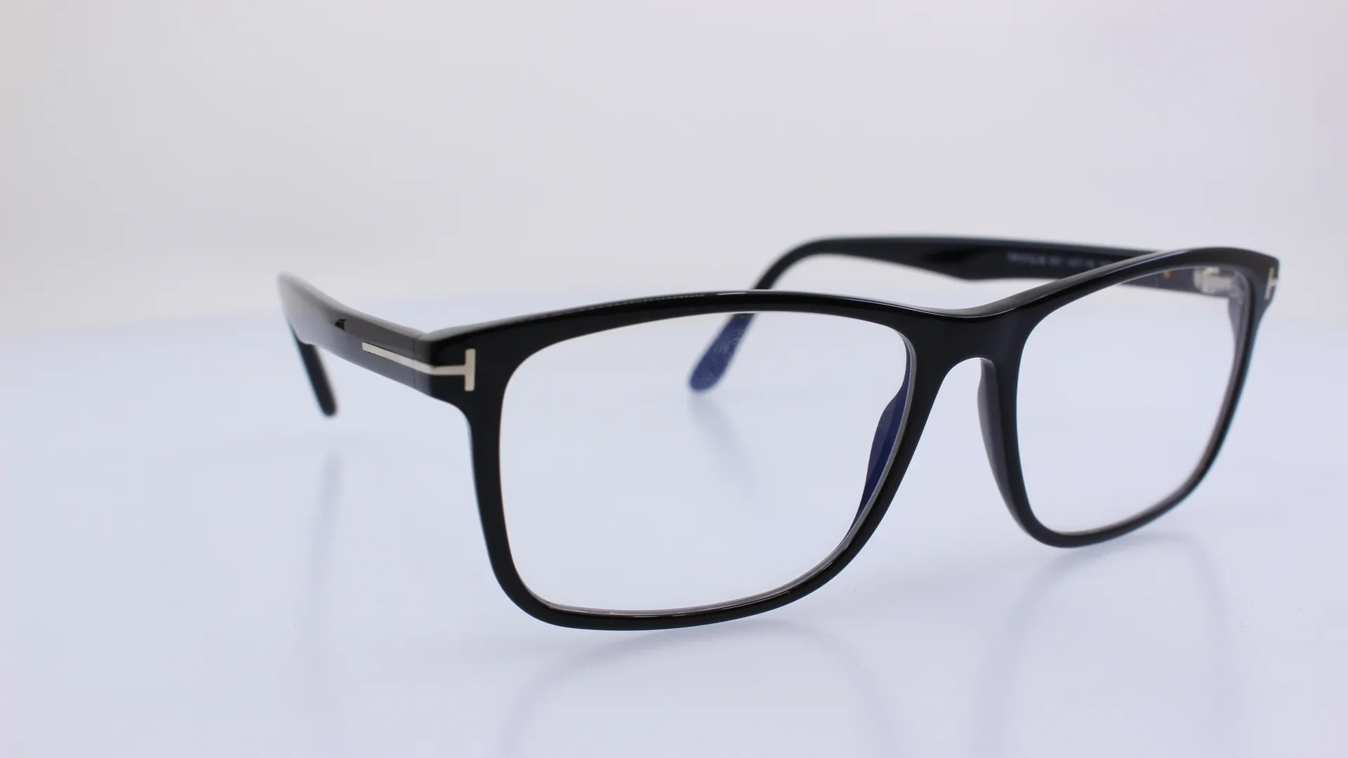 TOMFORD - FEKETE - TF5752