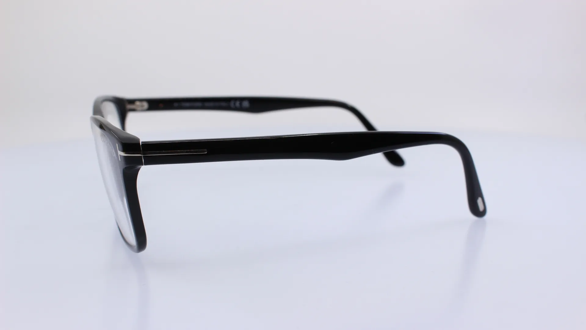 TOMFORD - FEKETE - TF5752