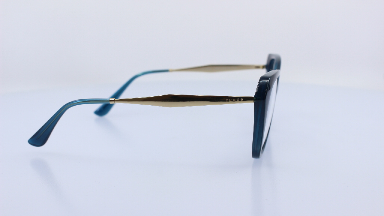 VOGUE - KÉK - VO5522