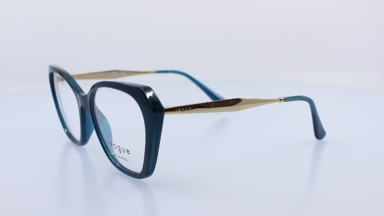 VOGUE - KÉK - VO5522