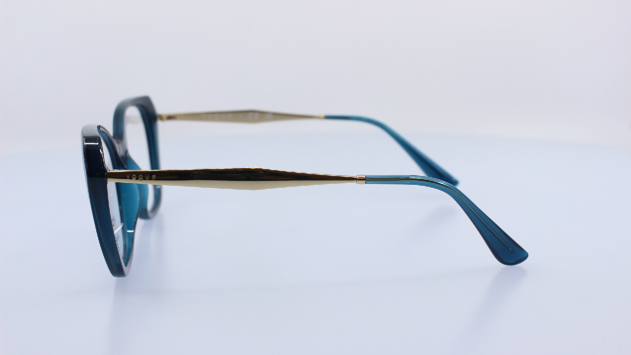 VOGUE - KÉK - VO5522