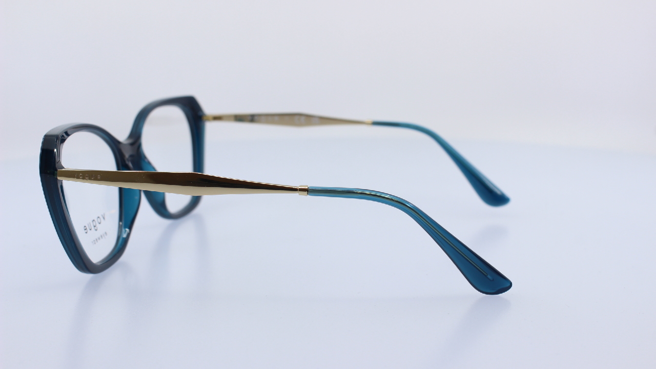 VOGUE - KÉK - VO5522