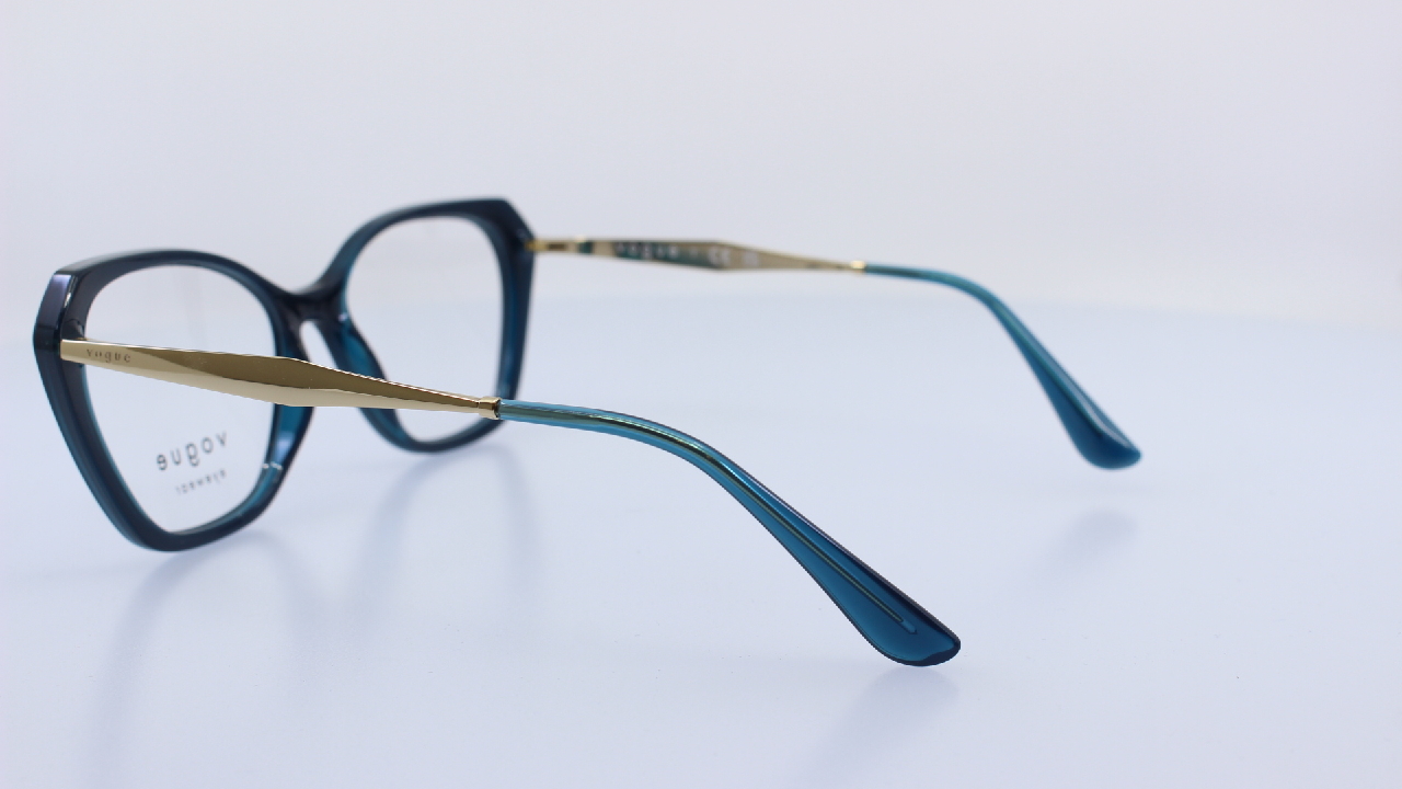 VOGUE - KÉK - VO5522