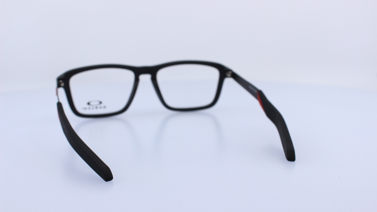 OAKLEY - FEKETE - OY8023