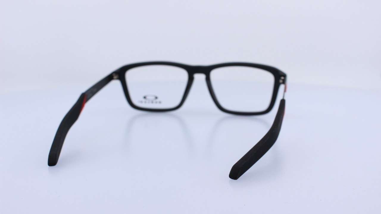 OAKLEY - FEKETE - OY8023