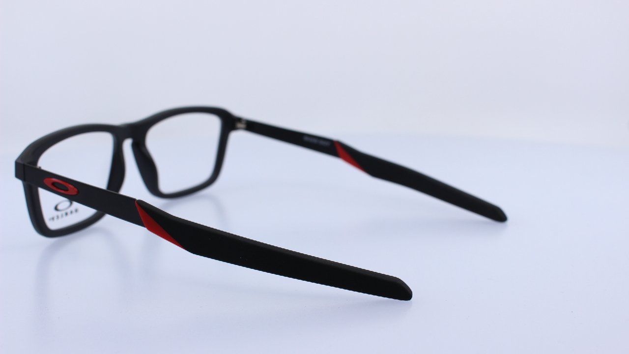 OAKLEY - FEKETE - OY8023