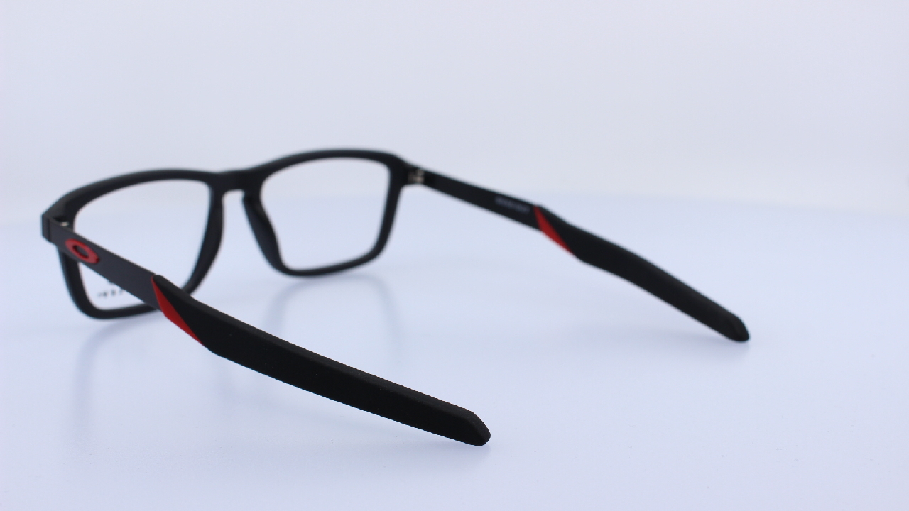 OAKLEY - FEKETE - OY8023