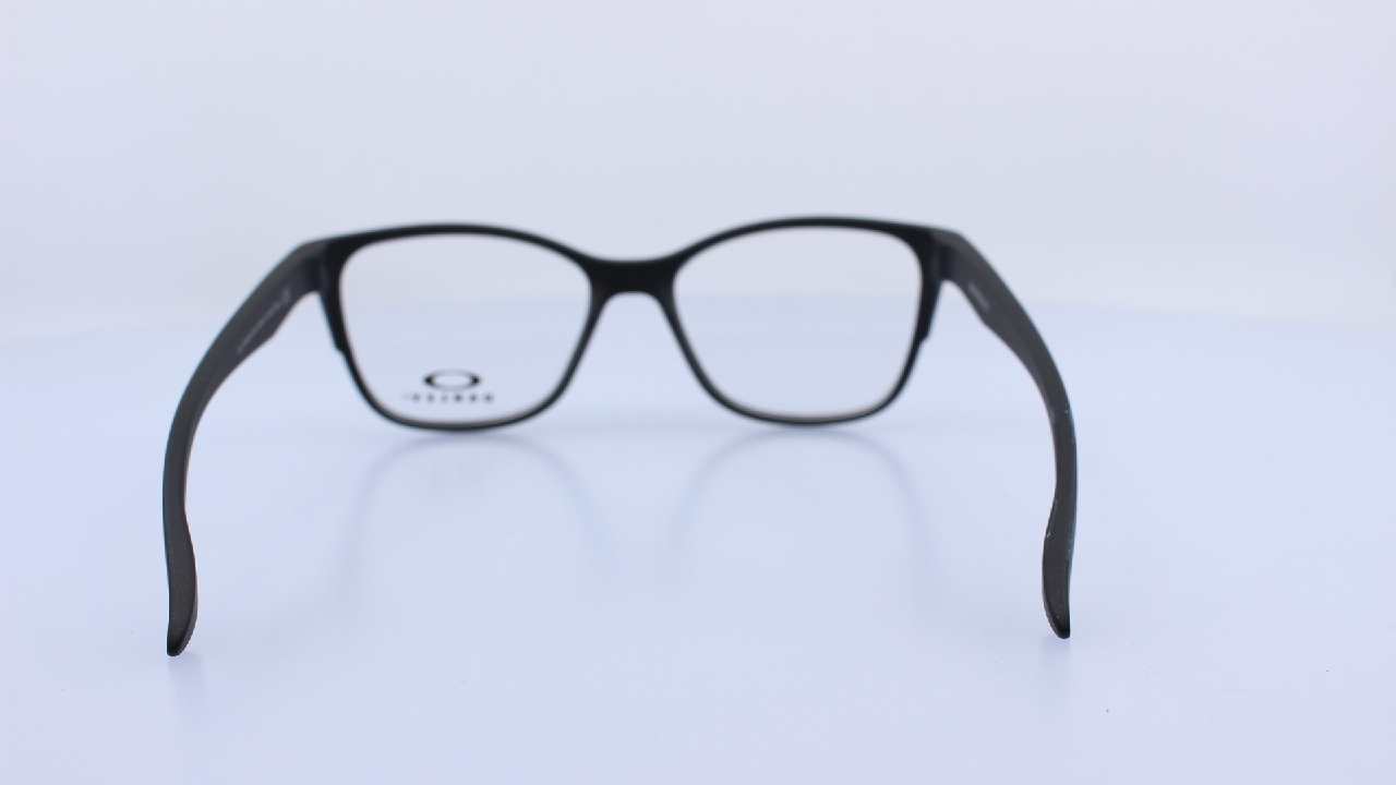 OAKLEY - FEKETE - OY8016