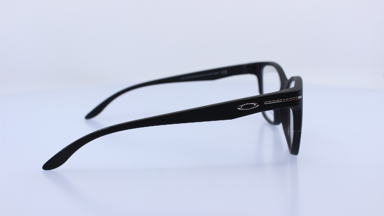 OAKLEY - FEKETE - OY8016