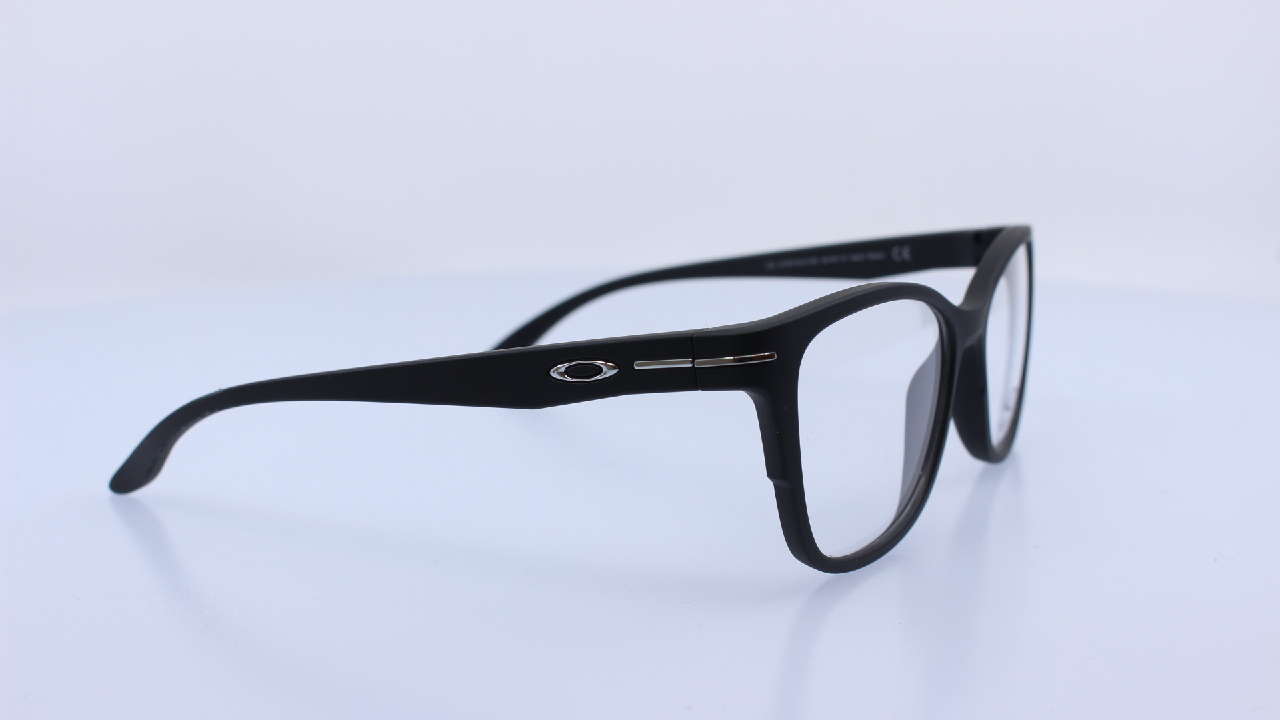 OAKLEY - FEKETE - OY8016