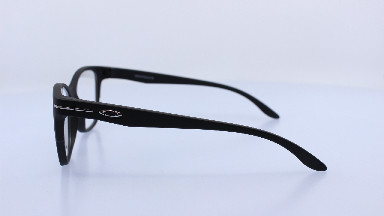 OAKLEY - FEKETE - OY8016