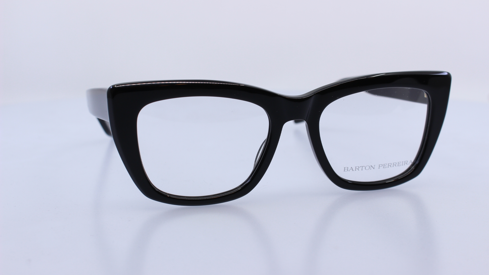 BARTON PERREIRA - FEKETE - LUCRETIA