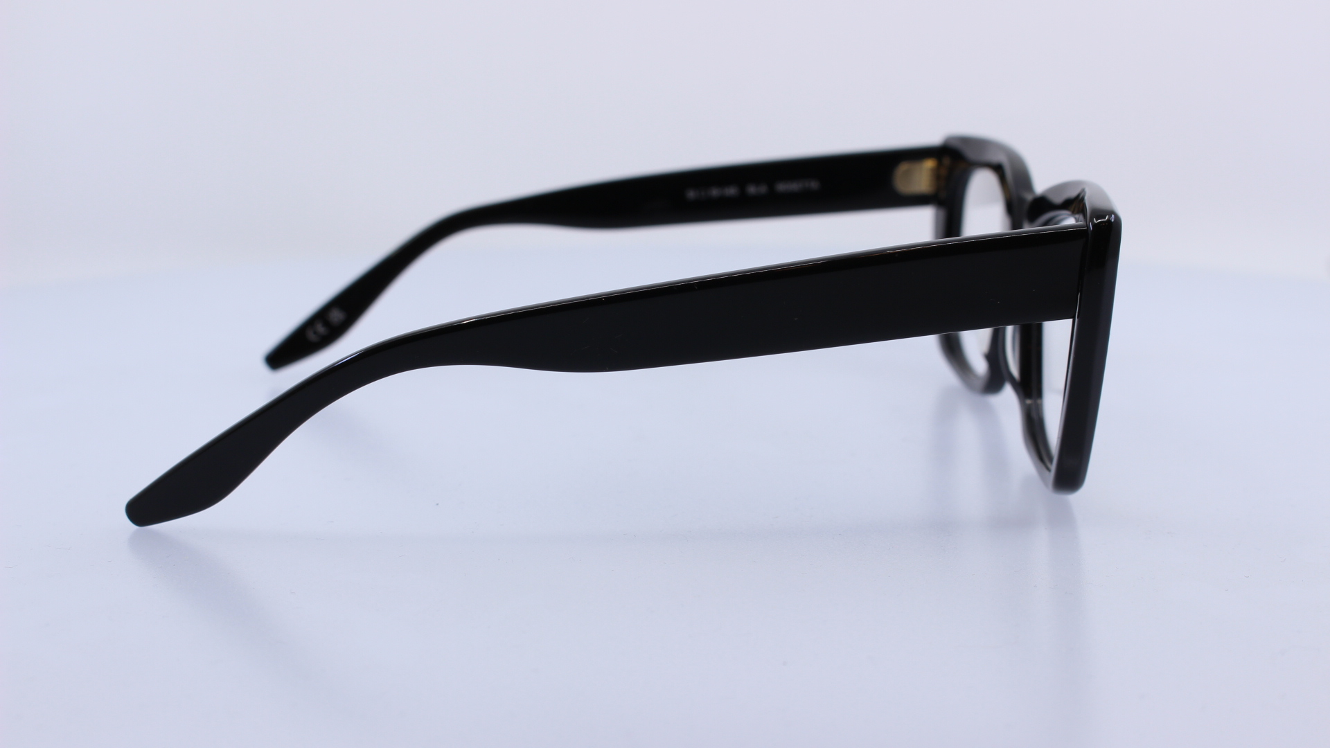 BARTON PERREIRA - FEKETE - LUCRETIA