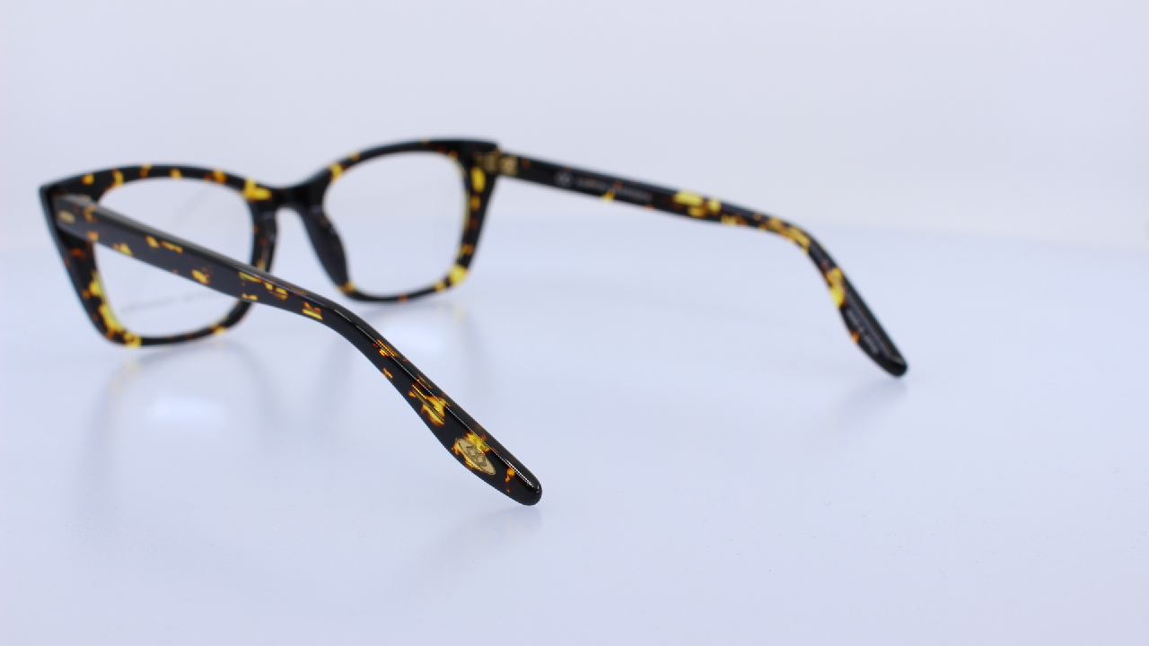 BARTON PERREIRA - SZÜRKE - LUCRETIA