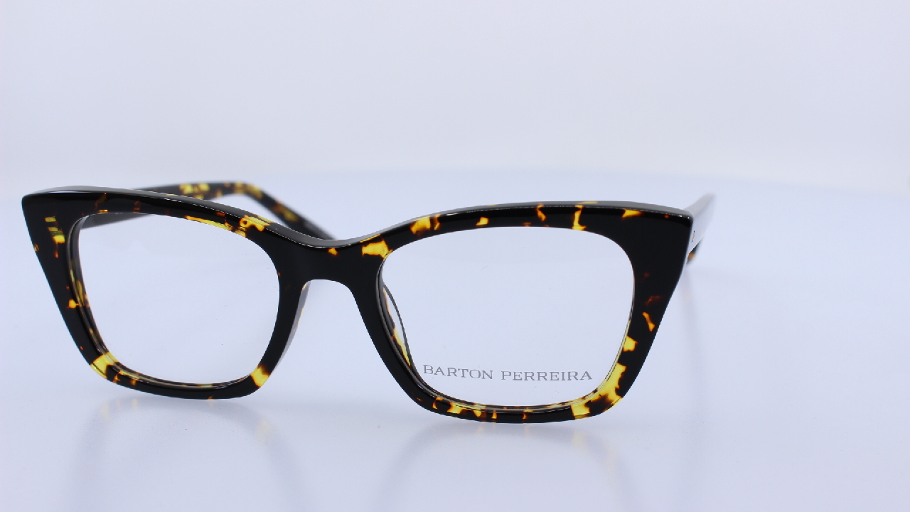 BARTON PERREIRA - SZÜRKE - LUCRETIA