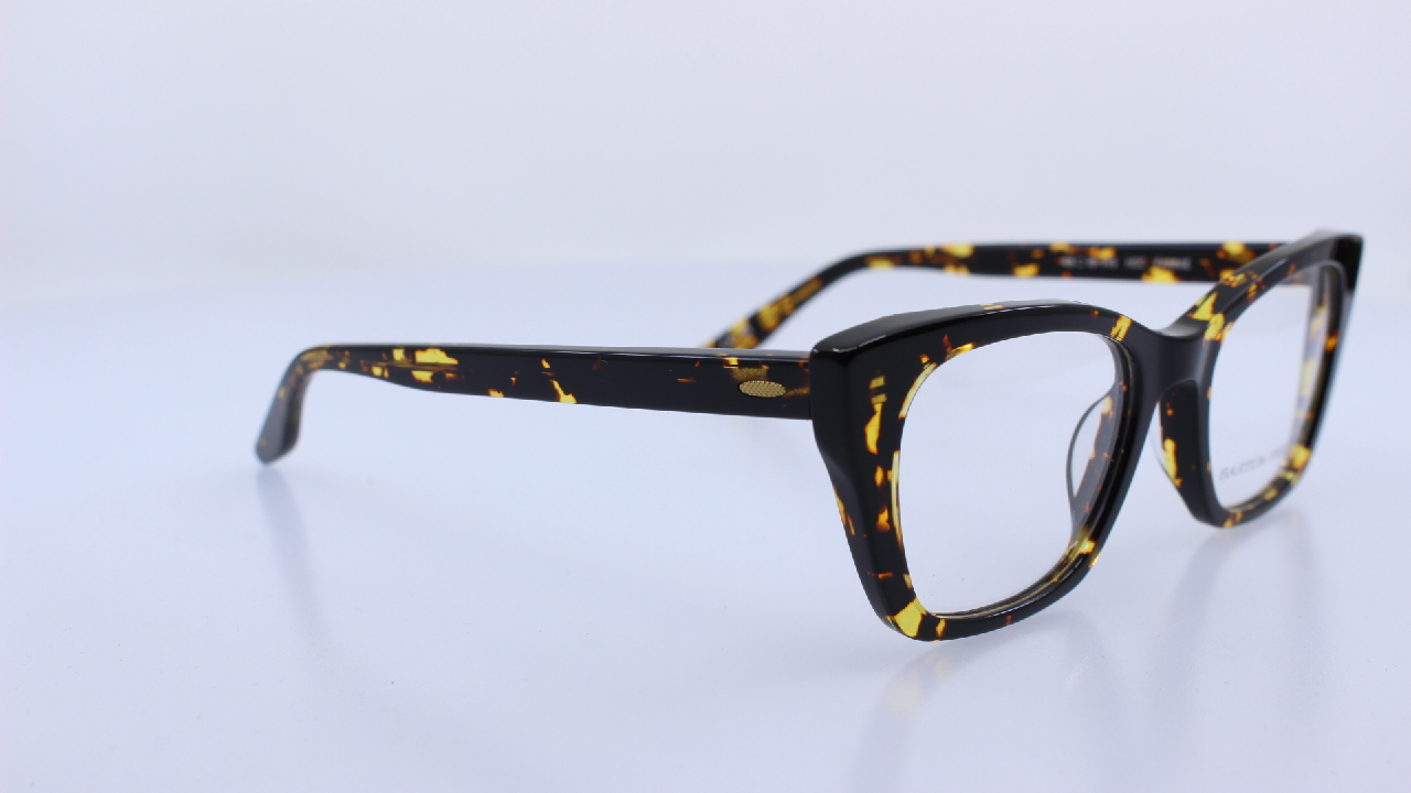 BARTON PERREIRA - SZÜRKE - LUCRETIA