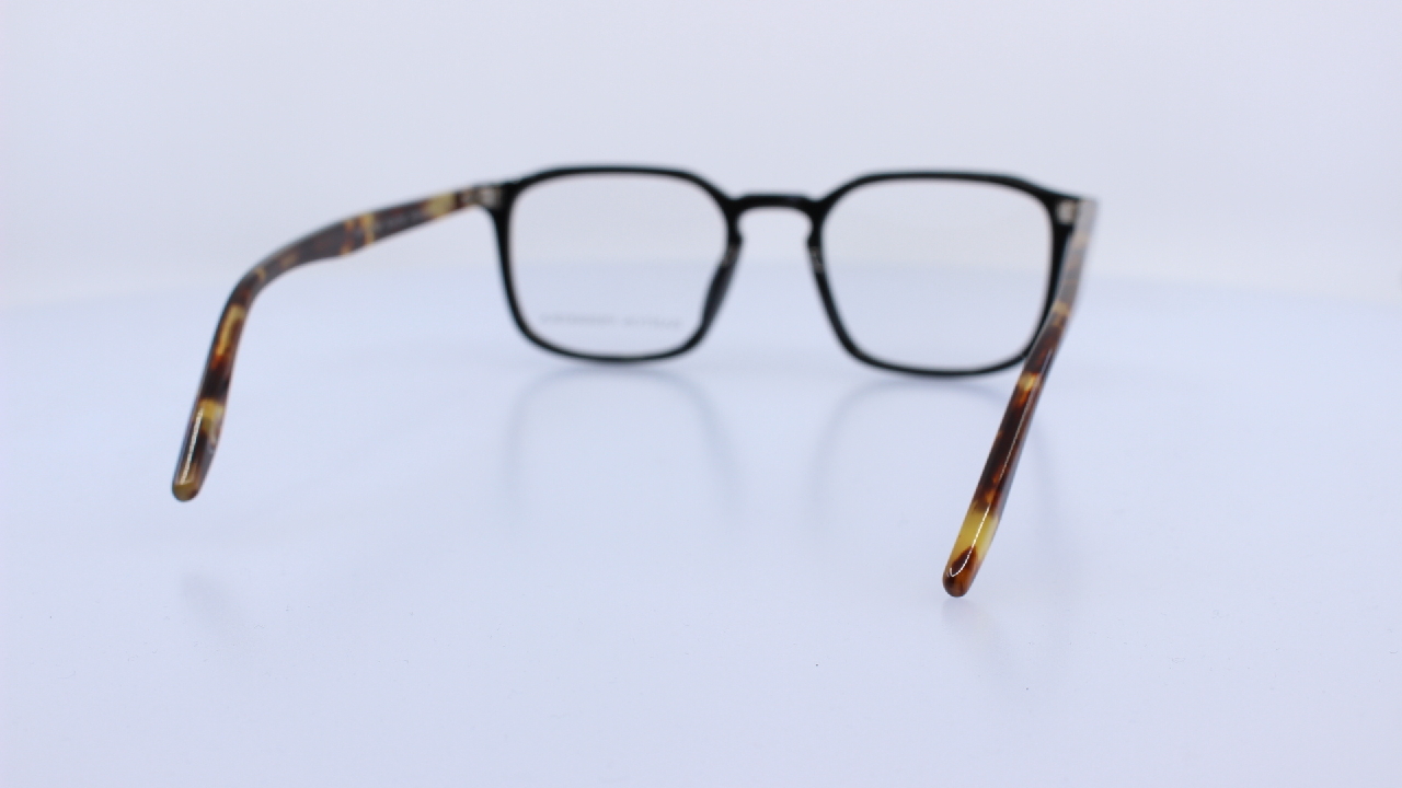 BARTON PERREIRA - SZÜRKE - DEMARCO