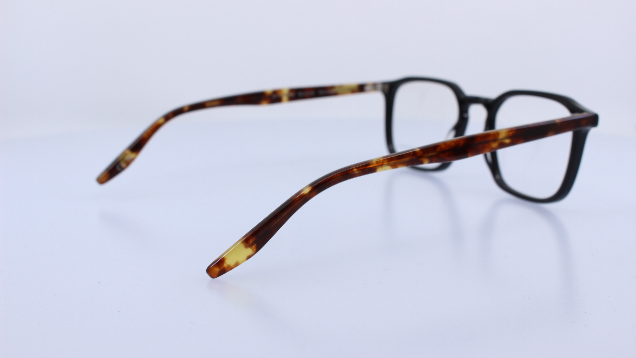 BARTON PERREIRA - SZÜRKE - DEMARCO