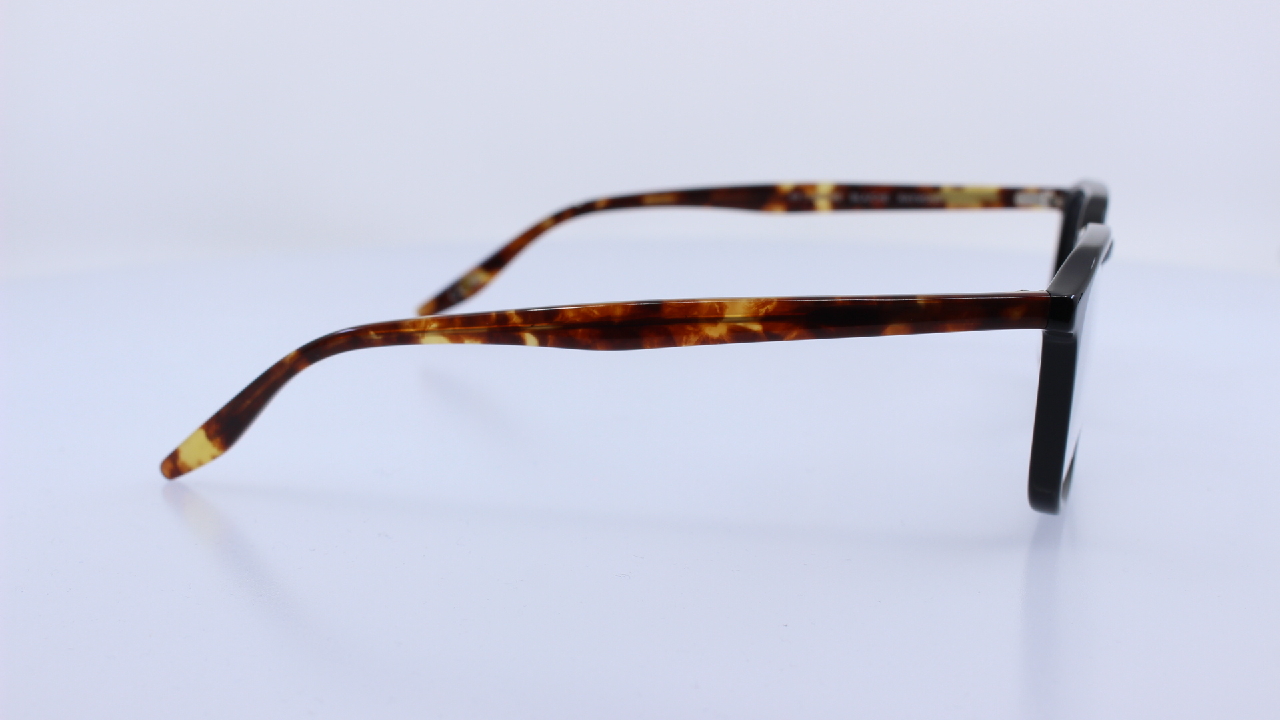 BARTON PERREIRA - SZÜRKE - DEMARCO