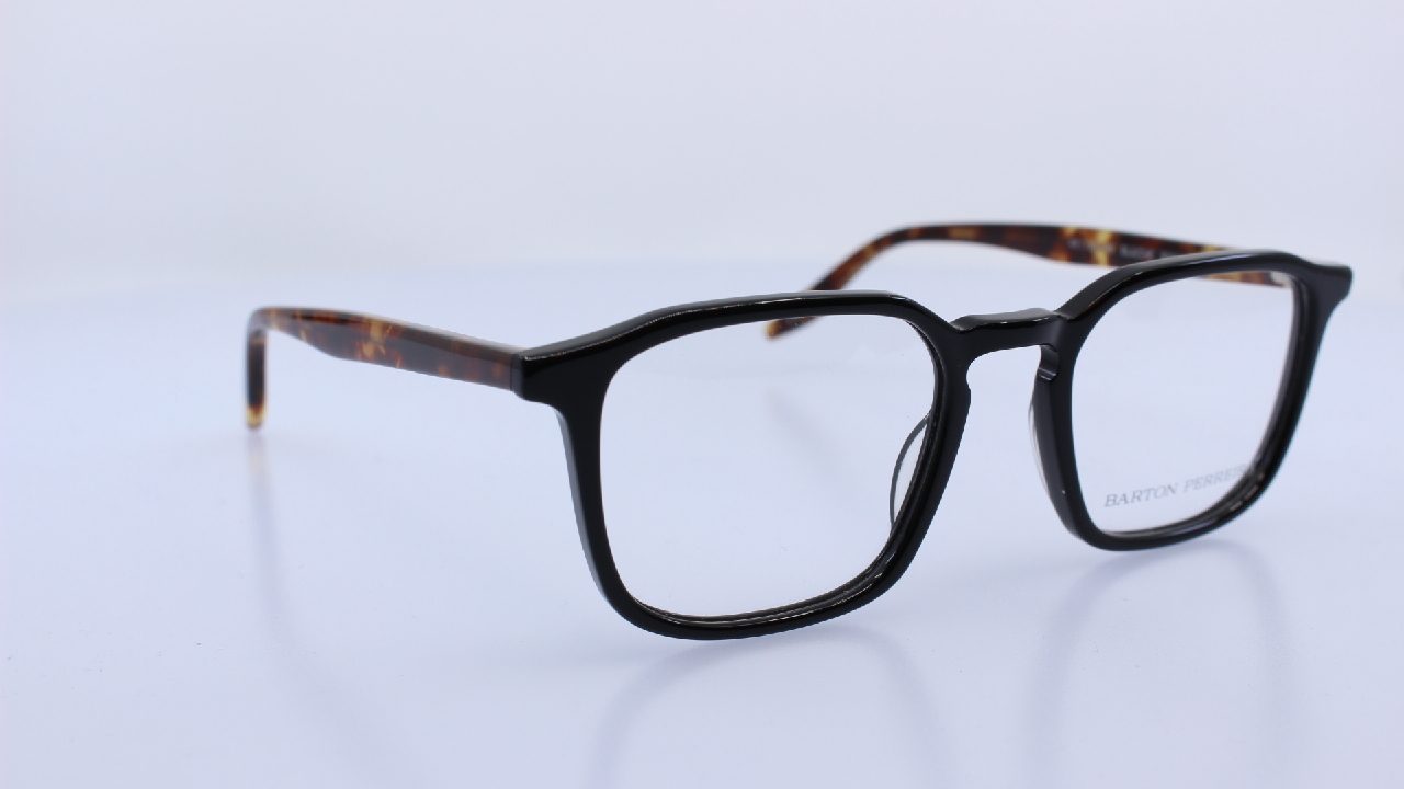 BARTON PERREIRA - SZÜRKE - DEMARCO