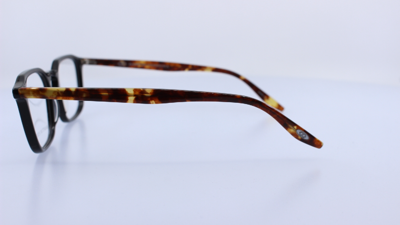 BARTON PERREIRA - SZÜRKE - DEMARCO