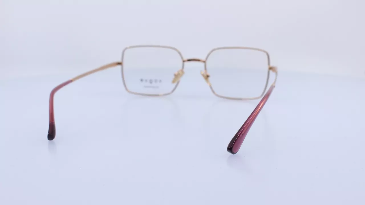 VOGUE - ARANY - VO4340