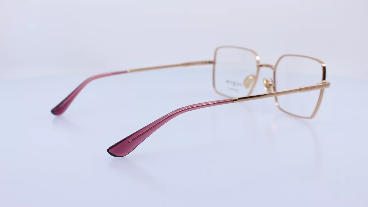 VOGUE - ARANY - VO4340