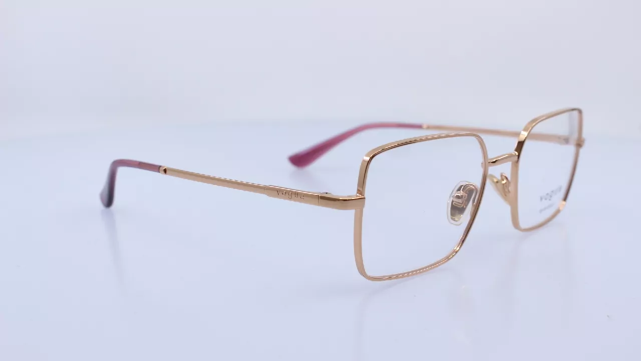 VOGUE - ARANY - VO4340