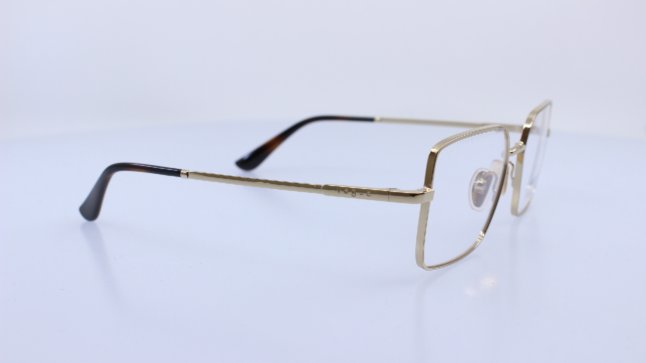 VOGUE - ARANY - VO4340