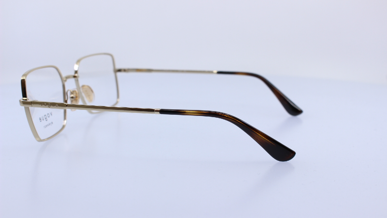 VOGUE - ARANY - VO4340