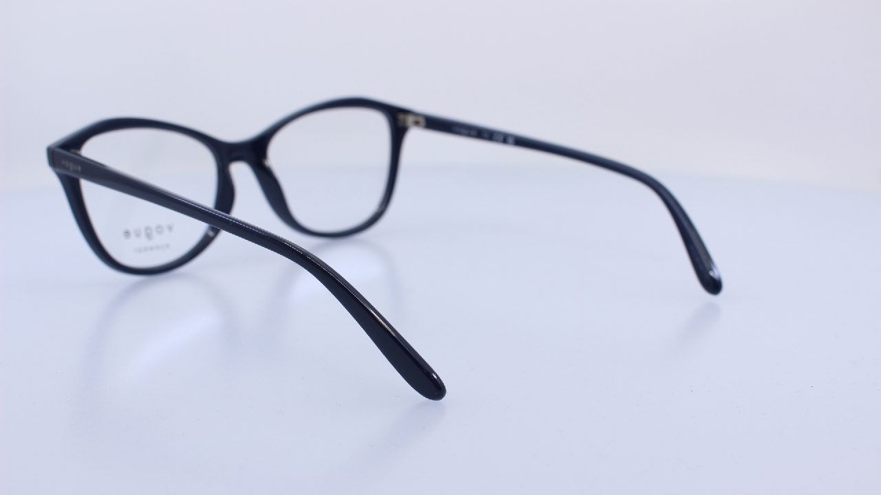 VOGUE - KÉK - VO5602