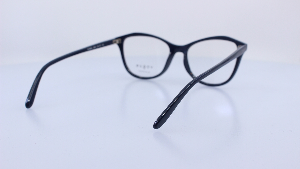 VOGUE - KÉK - VO5602