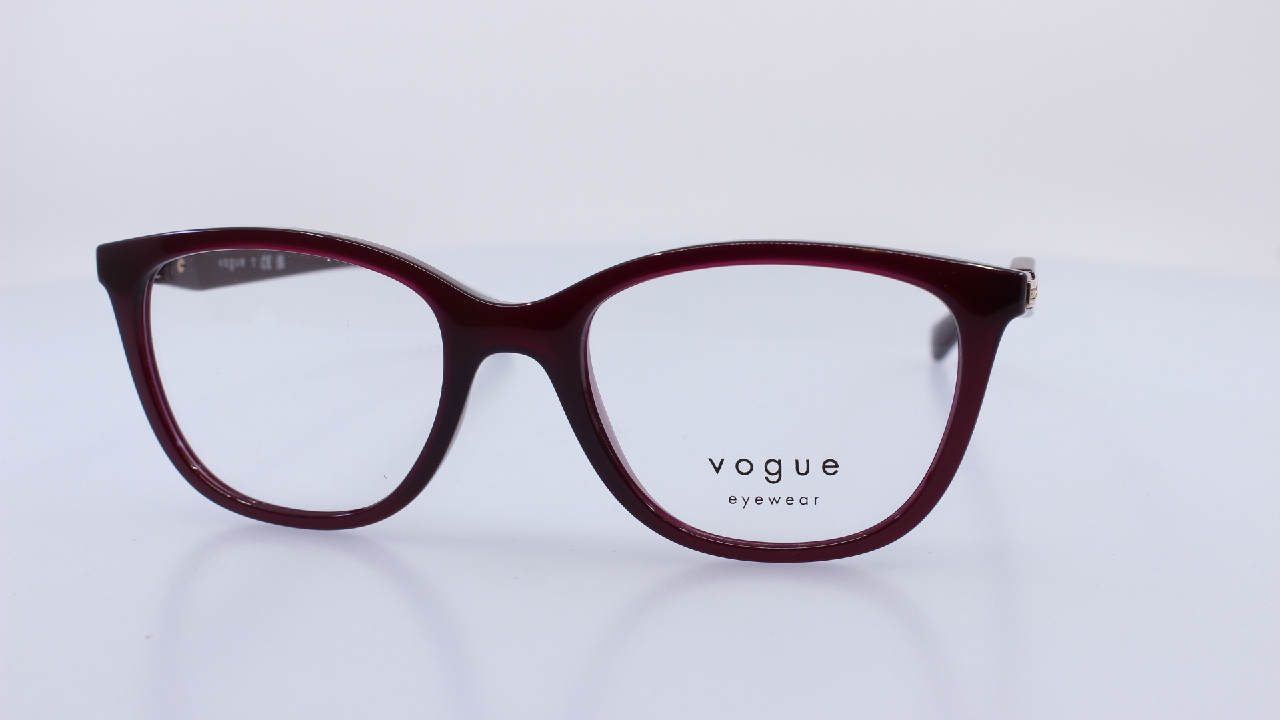 VOGUE - BORDÓ - VO5679B