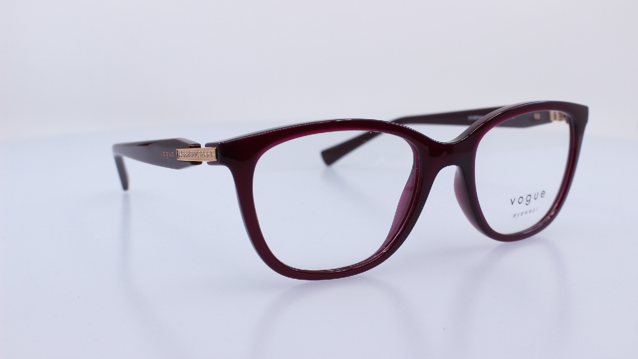 VOGUE - BORDÓ - VO5679B