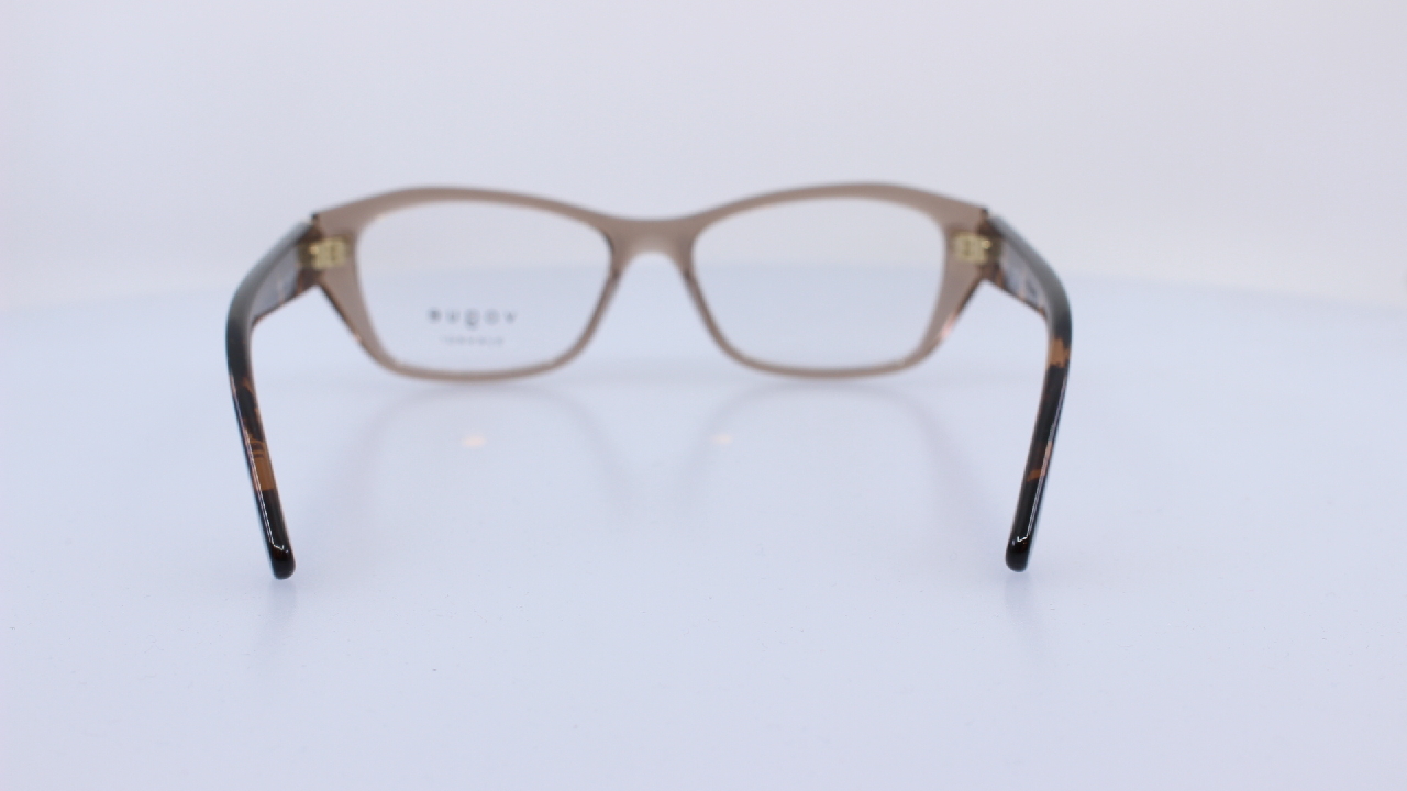 VOGUE - BARNA - VO5676